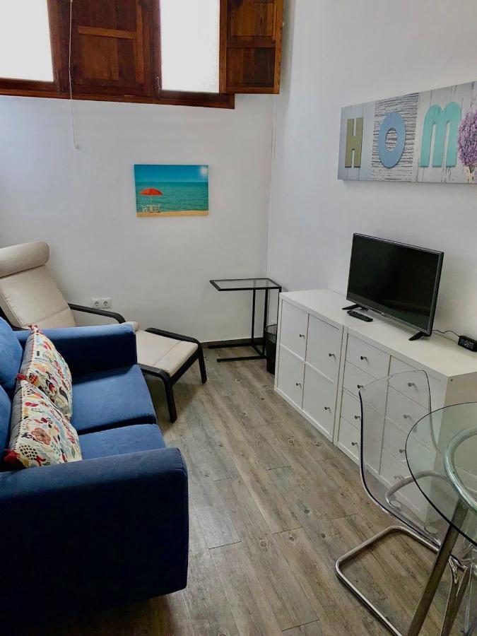 Homeforguest Cozy Loft With Parking Next To The Arucas Cathedral Exterior foto